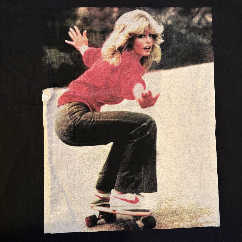 Koala Bay Farrah Fawcett Tee Shirt - Picture 2 of 7